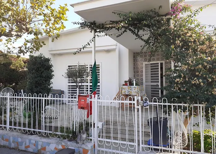 Il Platano Di Nathaly Гостевой дом Бари