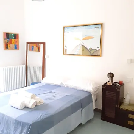 Il Platano Di Nathaly בארי