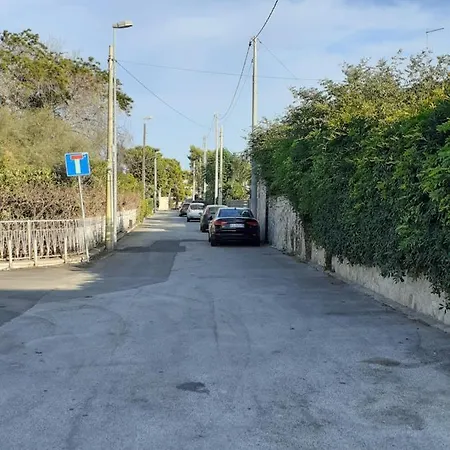 Il Platano Di Nathaly בארי